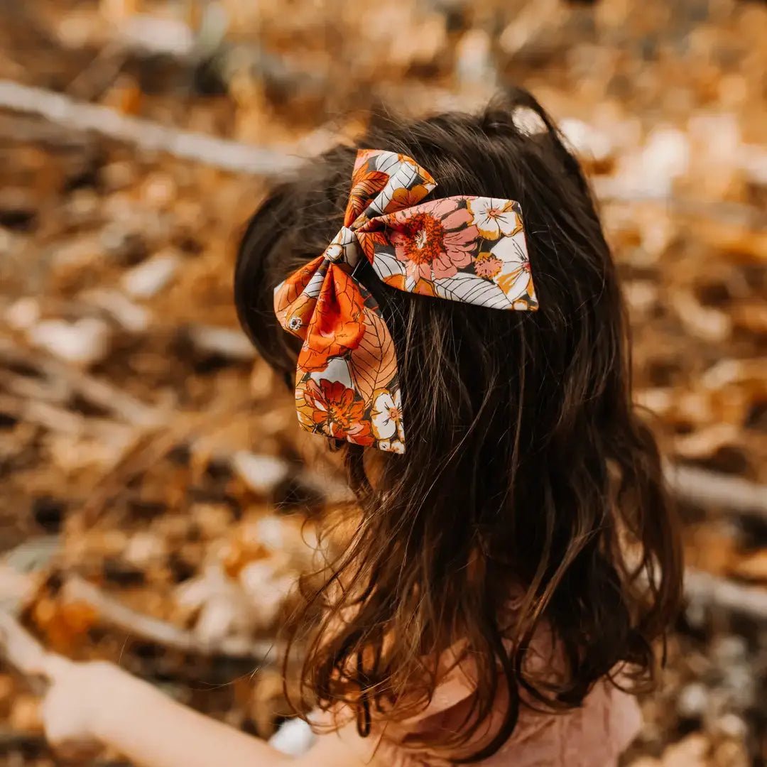 Candy Cane Christmas Sailor Bow, Small - Adalynn Leanne
