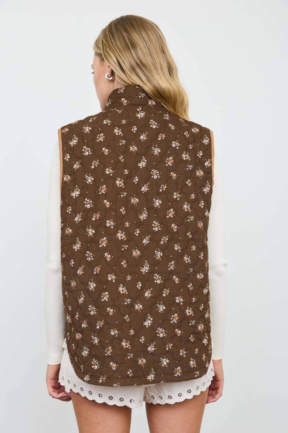 FLORAL QUILTED BROWN ZIP-FRONT MOCK NECK VEST