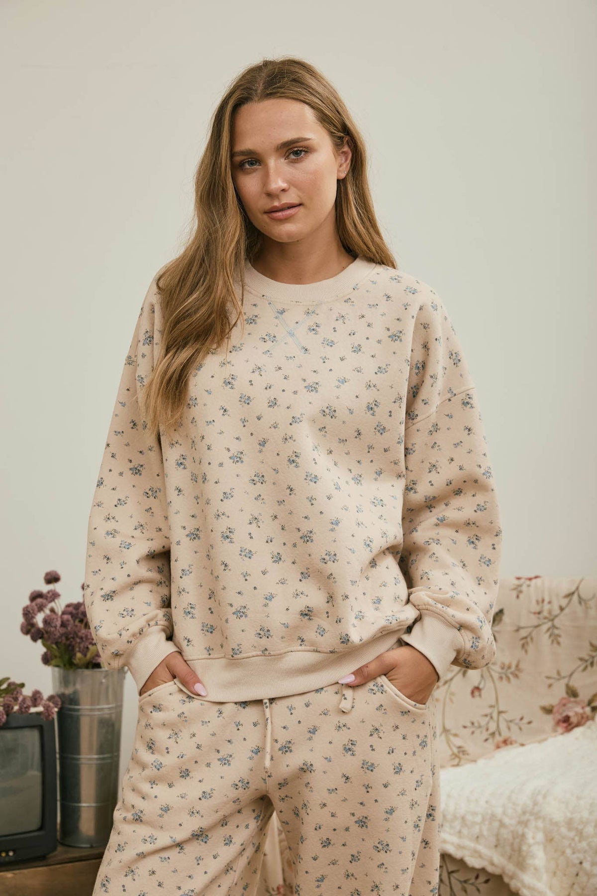 DITSY FLORAL KHAKI BOXY CREW NECK SWEATSHIRT